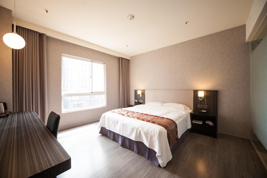 Grand Crystal Hotel Hszincsu Szoba fotó